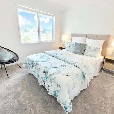 Hosts On The Coast - Bright New Delight On Kupe Villa Whitianga Exterior photo